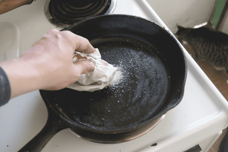 Scrubbing Pan With Salt