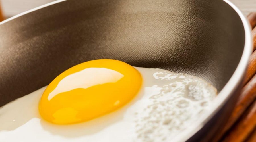 Best pan for eggs